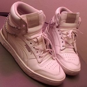 Puma sneakers